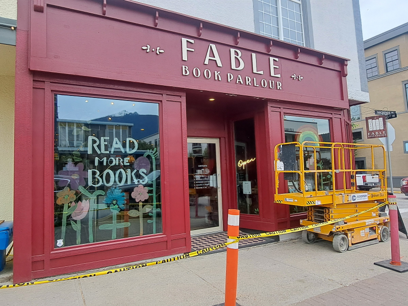 Fable Book Parlour front store entrance and new signage after City of Revelstoke development permit approval.